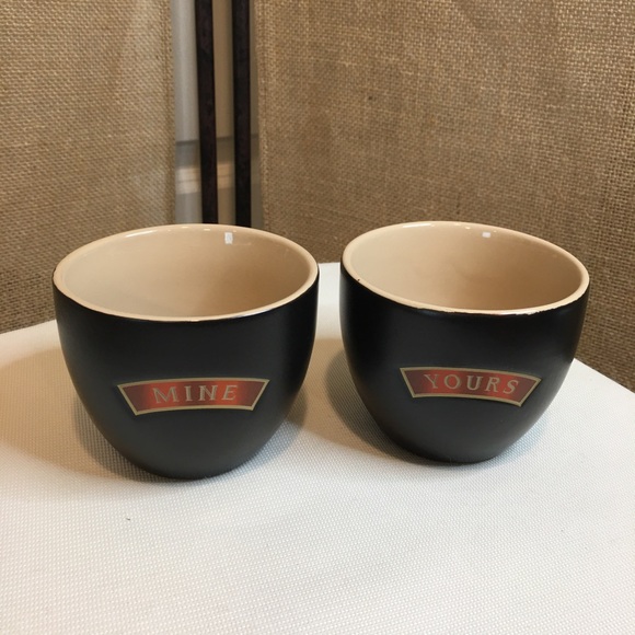 NEW - MINE & YOURS BAILEY'S IRISH CREAM COLLECTABLE CERAMIC CUPS (SET OF 2) - Picture 1 of 4